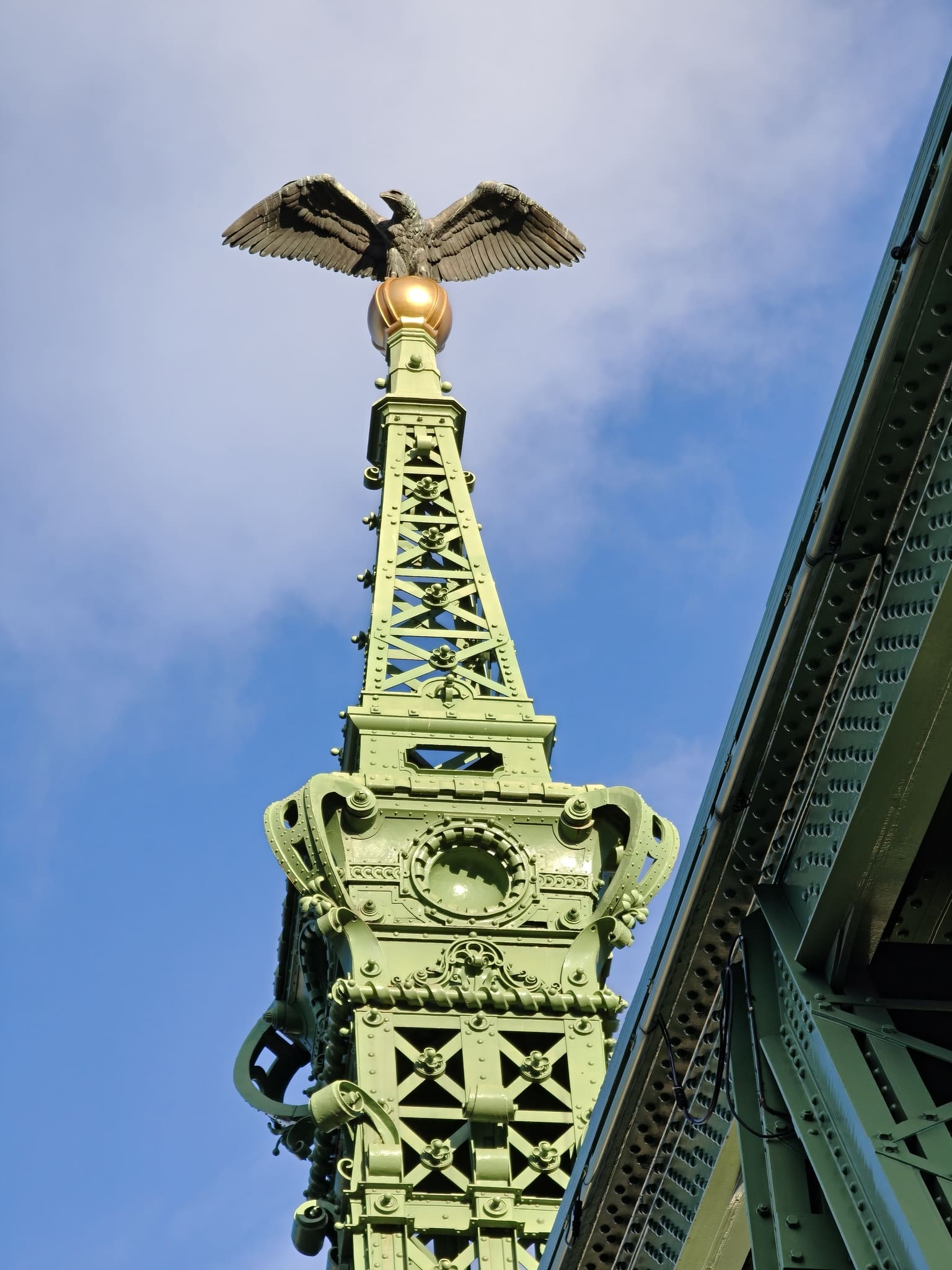 IMGbudapest ponts 0112143546