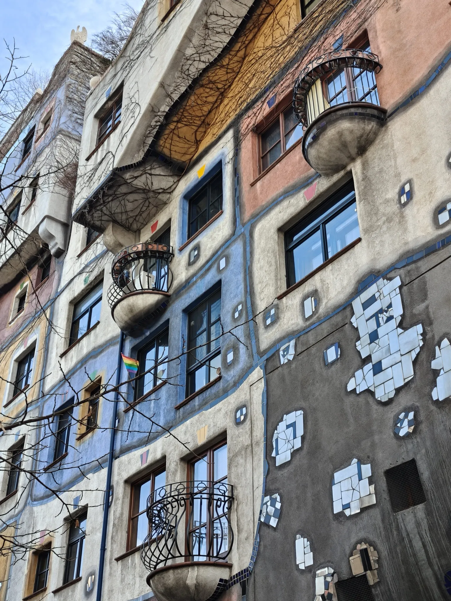 ecodyssey vienne hundertwasserhaus 16112817